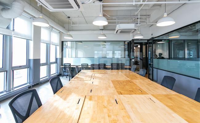 娄山关路35号 WeWork 75m²共享办公 精品装修