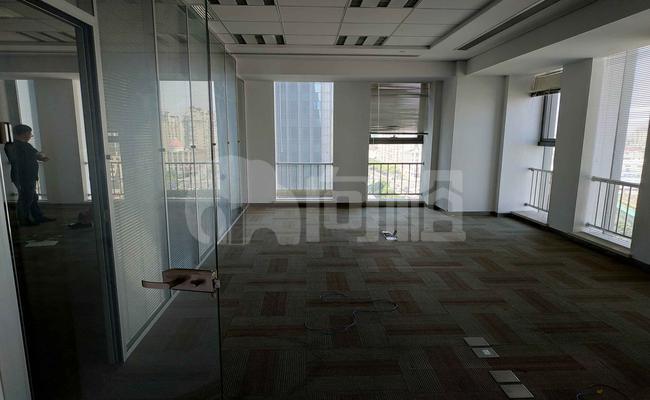 之俊大厦 225m²办公室 3.2元/m²/天 毛坯