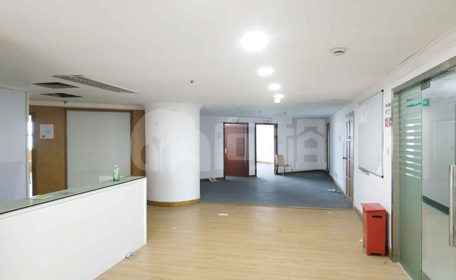 杨浦商城 413m²办公室 3元/m²/天 简单装修