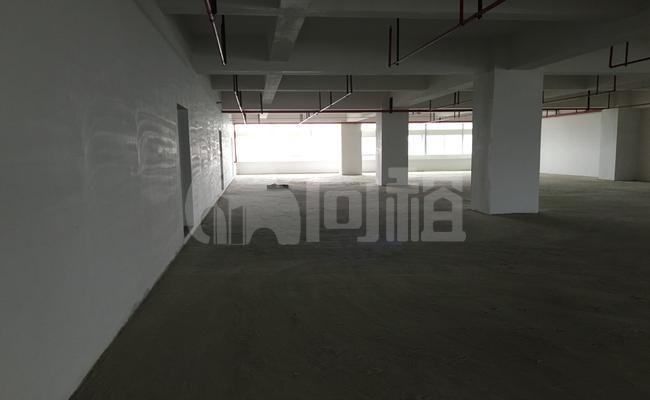 腾飞莲花商务园 600m²办公室 4.3元/m²/天 毛坯