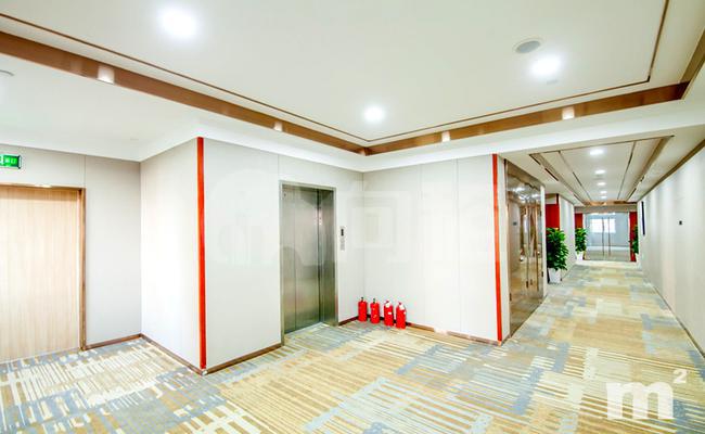 东朔空间 121m²办公室 4元/m²/天 简单装修