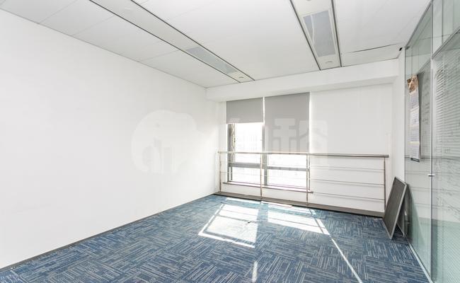 解放大厦 84m²办公室 4.5元/m²/天 简单装修