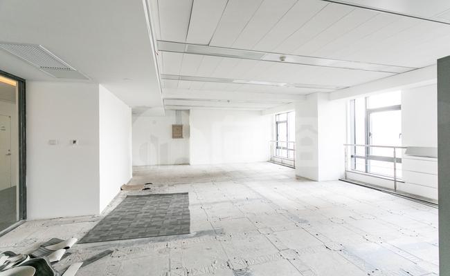 解放大厦 168m²办公室 4.7元/m²/天 简单装修