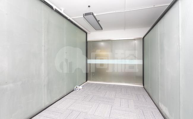 中展大厦 263m²办公室 3.1元/m²/天 简单装修