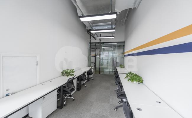 白金湾广场  Easy Work  50m²共享办公 精品装修