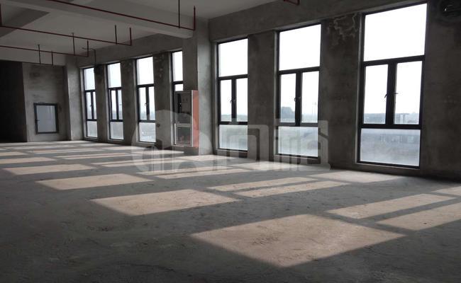 西虹桥同联创新产业园 244m²办公室 4.3元/m²/天 毛坯