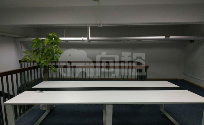 上海明珠创意产业园 149m²办公室 3.3元/m²/天 精品装修