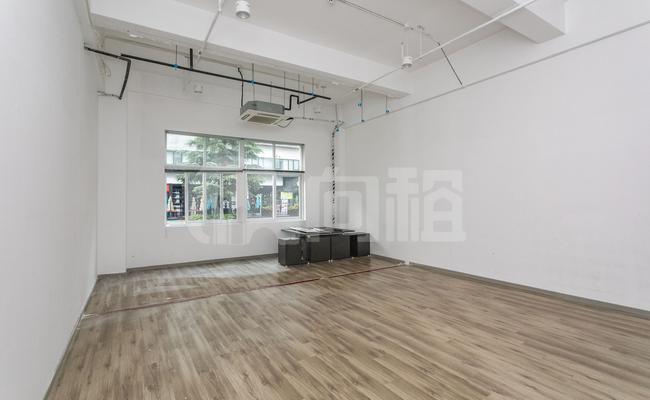 IF如果文化创意产业园 78m²办公室 3.1元/m²/天 中等装修