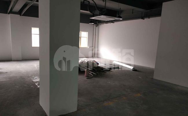 桂果园 65m²办公室 3.4元/m²/天 精品装修
