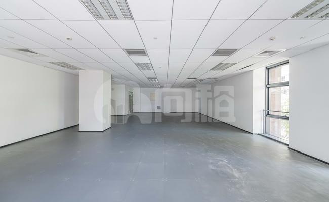 尚品都汇 200m²办公室 4.4元/m²/天 简单装修