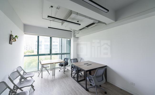 东华大学国家大学科技园 行健孵化器 60m²共享办公 精品装修