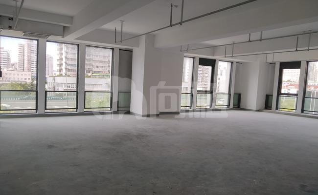 嘉地中心写字楼 265m²办公室 8.46元/m²/天 精品装修