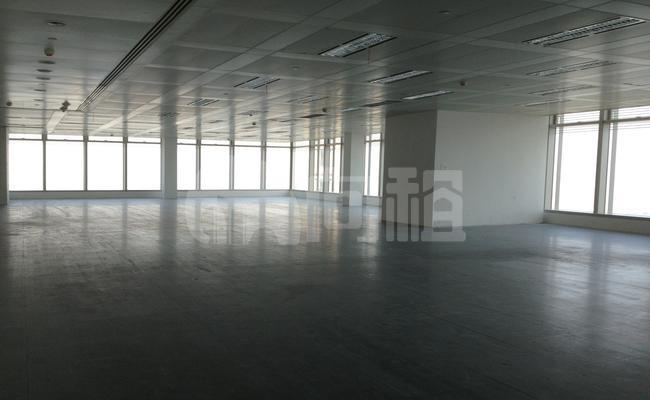 上海国金中心写字楼 6683m²办公室 13.01元/m²/天 简单装修