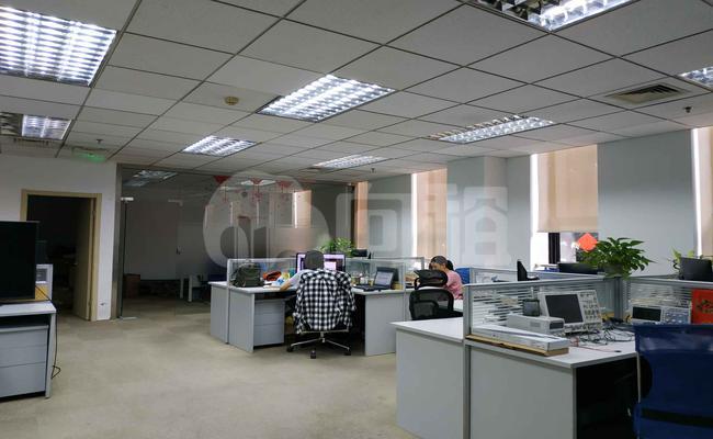 创智空间写字楼 200m²办公室 4.5元/m²/天 精品装修