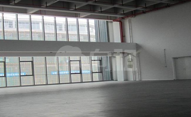 上海九星虹桥商务中心 289m²办公室 4.6元/m²/天 中等装修