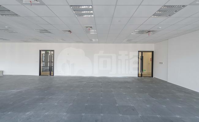 保辉国际大厦 330m²办公室 4.1元/m²/天 简单装修