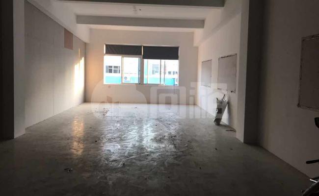 新曹杨高新技术园区 134m²办公室 2.7元/m²/天 简单装修