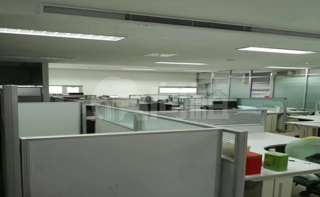 世和中心 996m²办公室 4.8元/m²/天 中等装修