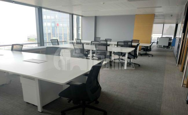 外滩金融中心写字楼 420m²办公室 13元/m²/天 中等装修