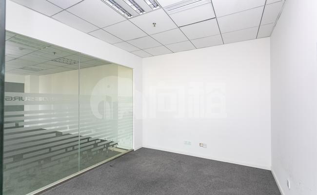 新桥商务中心 318m²办公室 4.1元/m²/天 中等装修