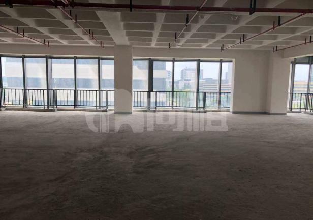 漕河泾康桥商务绿洲 790m²办公室 2.2元/m²/天 毛坯