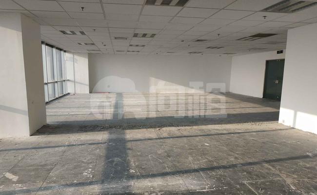 凯德龙之梦（闵行） 212m²办公室 4.8元/m²/天 中等装修