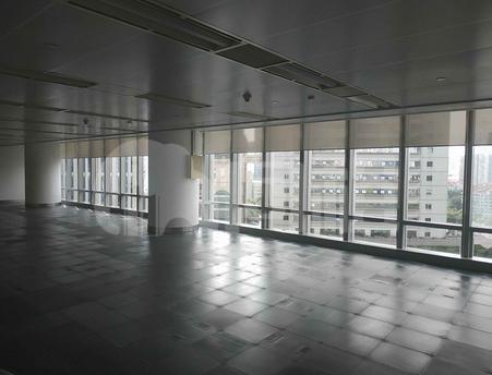中建大厦写字楼 119m²办公室 7.74元/m²/天 简单装修