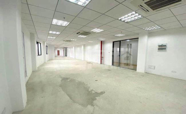 瑞金商务中心 169m²办公室 3.3元/m²/天 简单装修