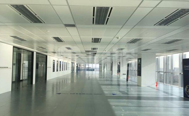 东航滨江中心写字楼 217m²办公室 5.31元/m²/天 中等装修