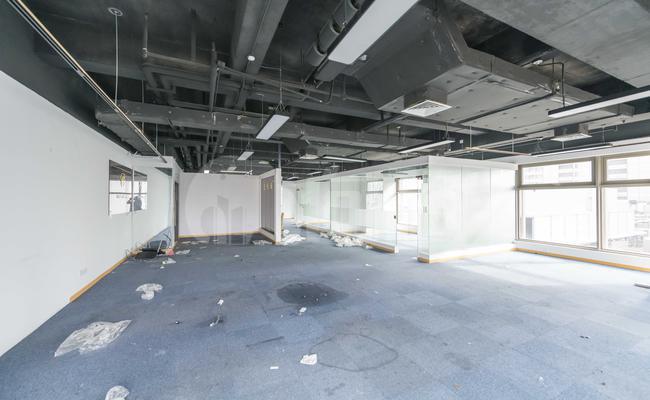 宝龙广场 246m²办公室 1.9元/m²/天 精品装修