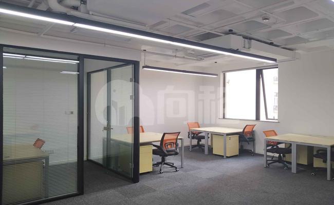 快易名商徐汇中心写字楼 88m²办公室 4.5元/m²/天 精品装修