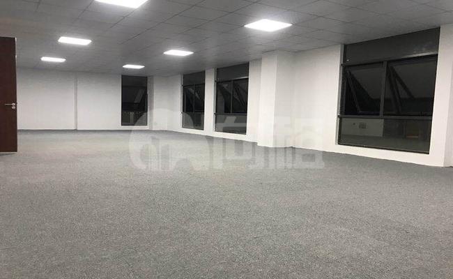 星月总部湾 85m²办公室 2.1元/m²/天 中等装修