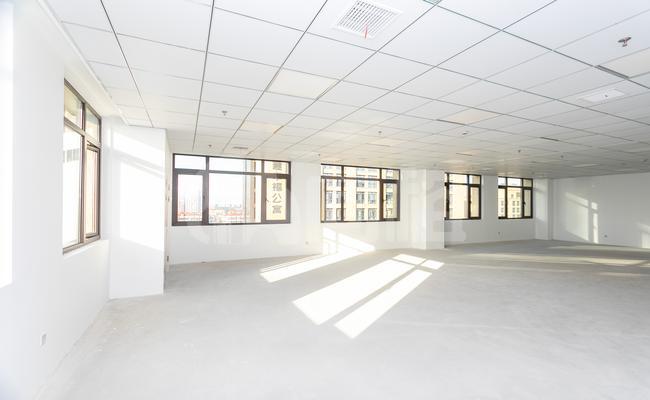 亚龙创业园 118m²办公室 3.3元/m²/天 中等装修