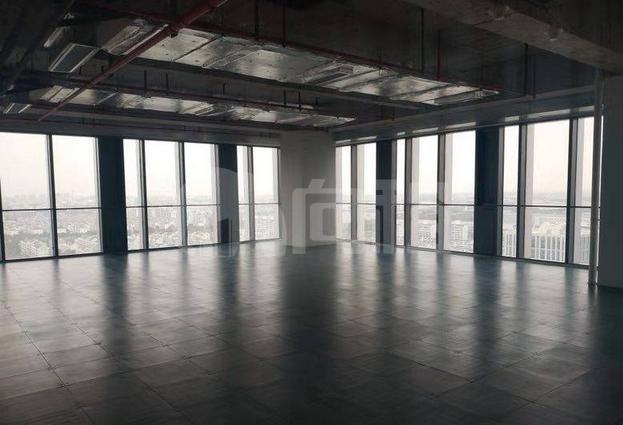 青浦宝龙广场 215m²办公室 2.9元/m²/天 毛坯