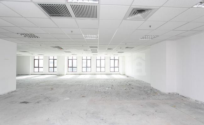 新意城 180m²办公室 4.8元/m²/天 简单装修