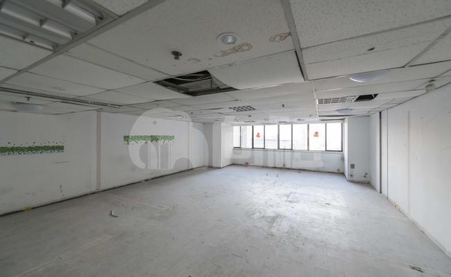 上海信息技术大厦 106m²办公室 3.3元/m²/天 中等装修