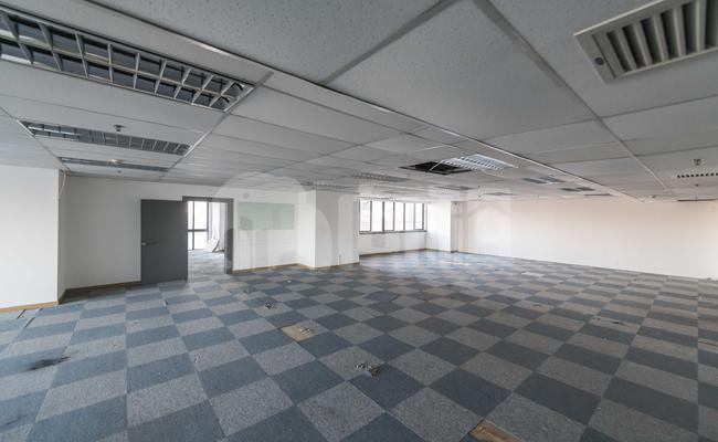上海信息技术大厦 148m²办公室 3元/m²/天 中等装修