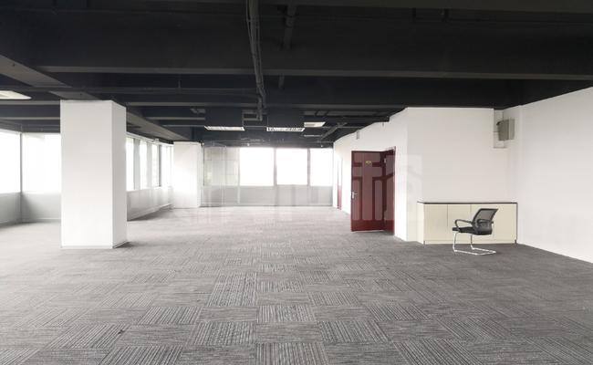 创智天地企业中心 207m²办公室 4.6元/m²/天 简单装修