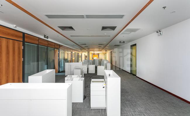 宝华中心写字楼 1080m²办公室 4.77元/m²/天 精品装修