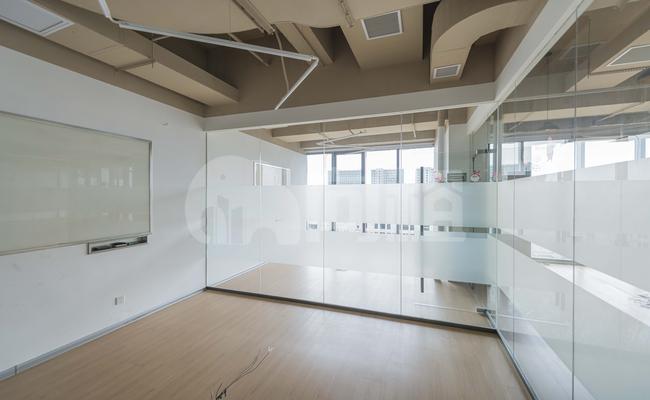 湾谷科技园 388m²办公室 3元/m²/天 毛坯