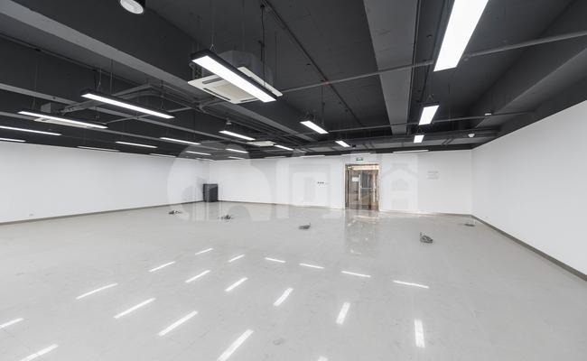 湾谷科技园 213m²办公室 3.8元/m²/天 简单装修