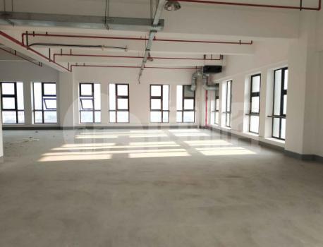 桂林高智科技大厦 110m²办公室 4.8元/m²/天 精品装修