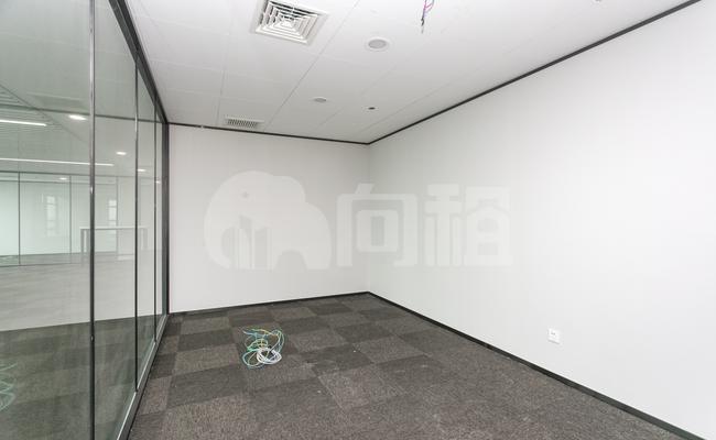 大宁音乐广场写字楼 245m²办公室 4.5元/m²/天 毛坯