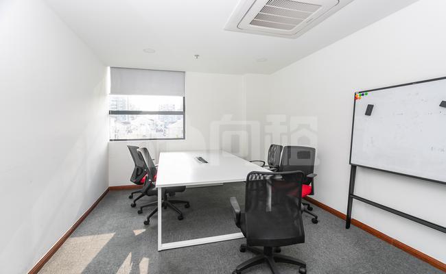 宏慧盟智园写字楼 200m²办公室 4.5元/m²/天 中等装修
