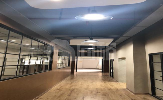 桂菁园 1300m²办公室 3.1元/m²/天 毛坯