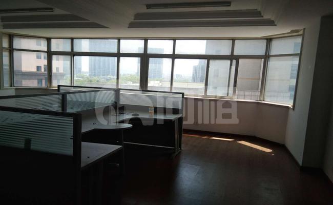 上海出版大楼 80m²办公室 3.5元/m²/天 中等装修