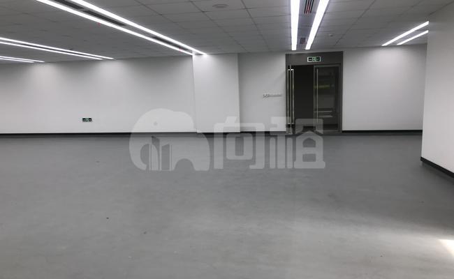 中国黄金大厦写字楼 67m²办公室 4.5元/m²/天 简单装修