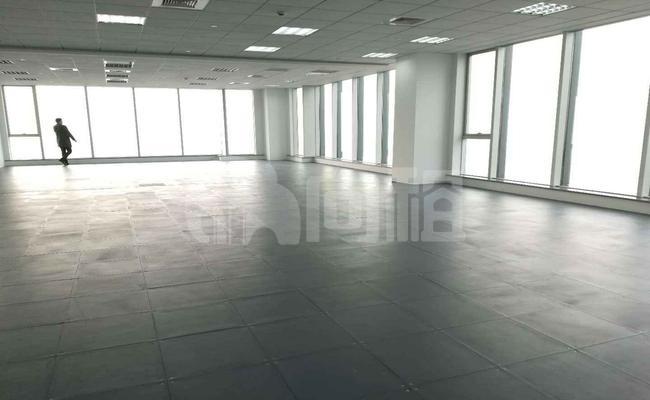 新漕河泾国际商务中心 16747m²办公室 4.9元/m²/天 毛坯