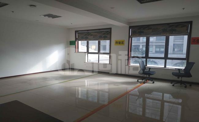 中鑫企业广场 300m²办公室 3.1元/m²/天 精品装修