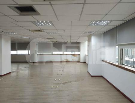 斯米克大厦 352m²办公室 4.3元/m²/天 中等装修